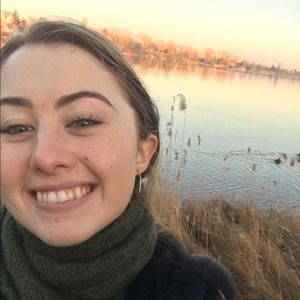 Meet your Posher, Louisa